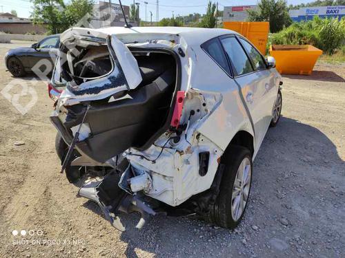 Used Parts TOYOTA AURIS (_E18_)    1074537