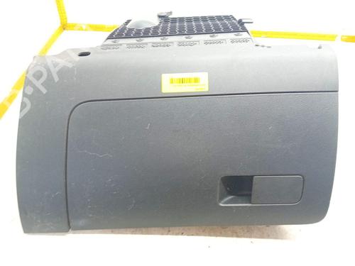 Used Glove box Glove box 24611722 24611722