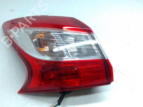 left-taillight-nissan-pulsar-hatchback-c13-2014-36917585 main image