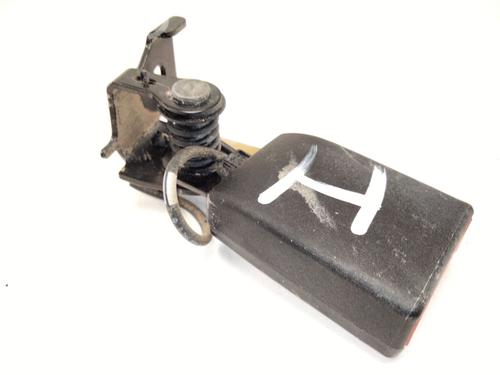 Used Seat buckle MERCEDES-BENZ A-CLASS (W176) A 200 CDI / d (176.008) (136 hp) 26664933