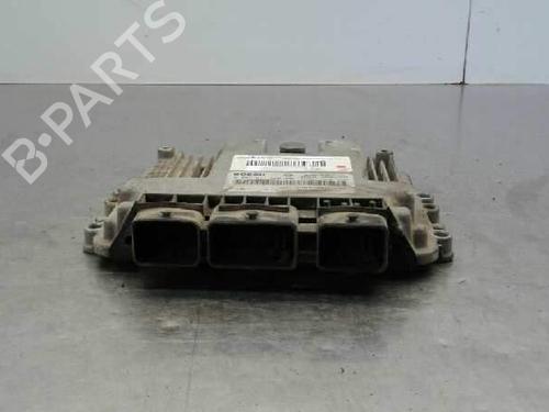 engine-control-unit-ecu-nissan-primastar-van-x83-0281011529-2002-7457924 main image