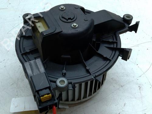 Used Heater blower motor IVECO DAILY VI Van 33S11, 35S11, 35C11 (106 hp) 29434111