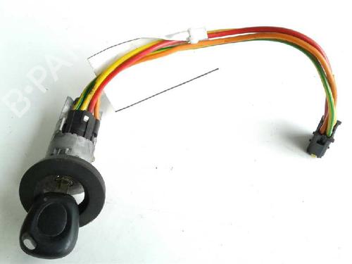 Bloccasterzo RENAULT SCÉNIC I MPV (JA0/1_, FA0_) 1.6 (JA00, JA16, JA15, JA19, JA1V, JA2B, JA2C, JA0B,... (107 hp) 8822163