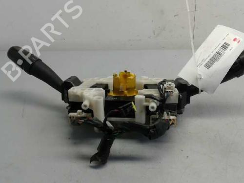Used Headlight switch HYUNDAI TUCSON (JM) 2.0 CRDi All-wheel Drive (113 hp) 10298184