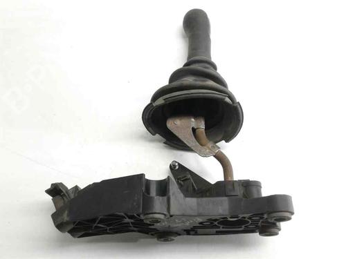 Used Gear lever FORD FIESTA IV (JA_, JB_) [1995-2006]  17057078