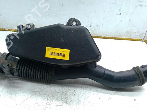 Luftfiltergehäuse für TOYOTA AURIS (_E15_) 1.8 Hybrid (ZWE150_, ZWE150R) (136 hp) 31183321