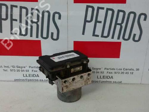 Used Control unit NISSAN PRIMERA Hatchback (P12) 1.6 (109 hp) 213864