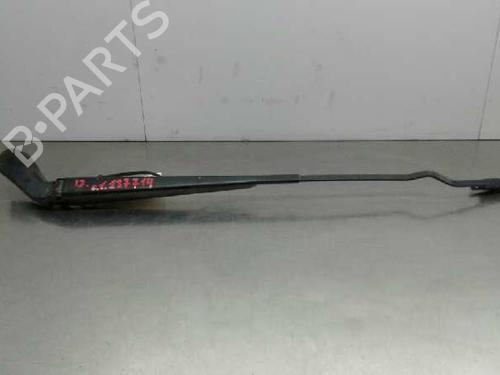 Used Front windshield wiper arm CHRYSLER VOYAGER IV (RG, RS) 2.5 CRD (141 hp) 3468475