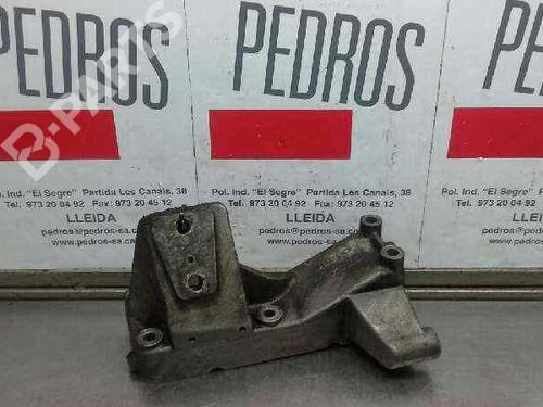 Used Engine mount Engine mount IVECO DAILY III Van 35 C 14, 35 S 14 (136 hp) 10261175 10261175