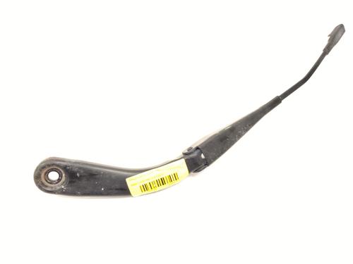 Used Front windshield wiper arm BMW 3 (F30, F80) 318 d (150 hp) 27342063