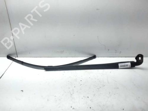 Used Front windshield wiper arm SEAT LEON (1P1) 2.0 TDI 16V (140 hp) 10920630