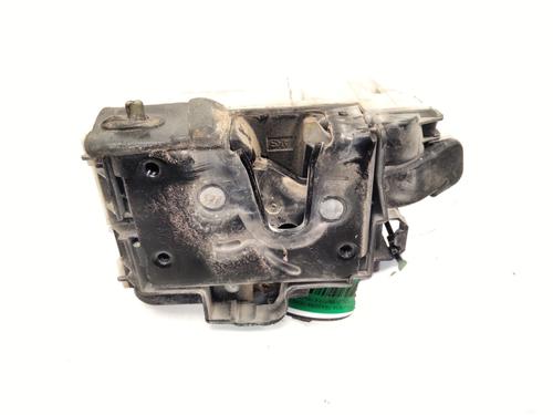Høyre bak lås VW POLO (9N_, 9A_) 1.4 16V (75 hp) 17059614