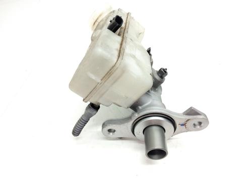 Brake master cylinder RENAULT CLIO IV (BH_) 0.9 TCe 90 LPG | BP17072143M77 