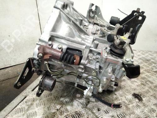 Gearbox TOYOTA AURIS (_E18_) 1.6 D4-D (WWE185_) | BP17725083M3 