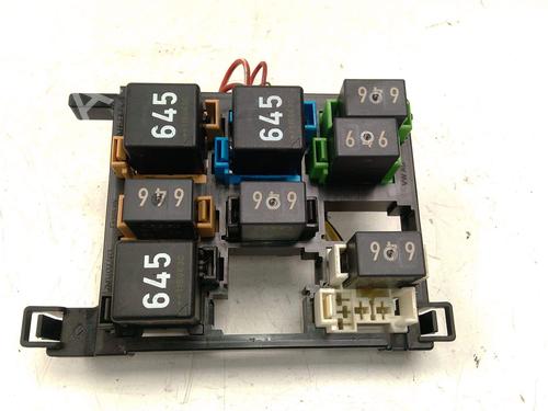 Used Fuse box Fuse box 37991918 37991918