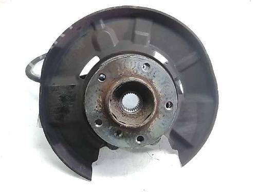 Used Left rear steering knuckle BMW 3 (E90) 320 d (163 hp) 17034563