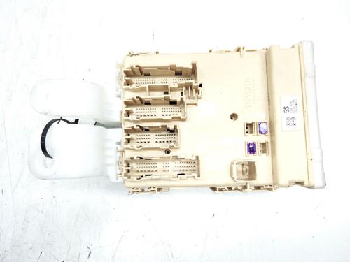 Used Fuse box TOYOTA AURIS (_E18_) [2012-2018]  20153574