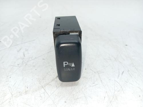Used Headlight switch MITSUBISHI GRANDIS (NA_W) 2.0 DI-D (NA8W) (140 hp) 19269139