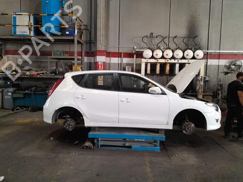 Used Parts HYUNDAI i30 (FD) 1.6 CRDi 5006544