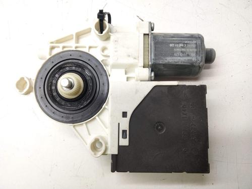 right-front-window-motor-vw-caddy-iv-box-bodympv-saa-sah-2015-2016-2017-2018-2019-2020-36292987 main image