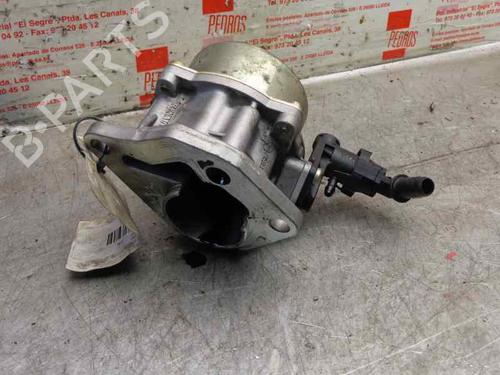 Used Vacuum pump VOLVO V40 Estate (645) [1995-2004]  1656466