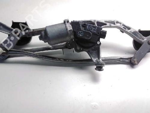 Used Front wiper motor TOYOTA AURIS (_E18_) [2012-2018]  10291465