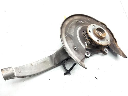 Used Left front steering knuckle VOLVO XC60 II (246) B4 Mild-Hybrid (197 hp) 30464037