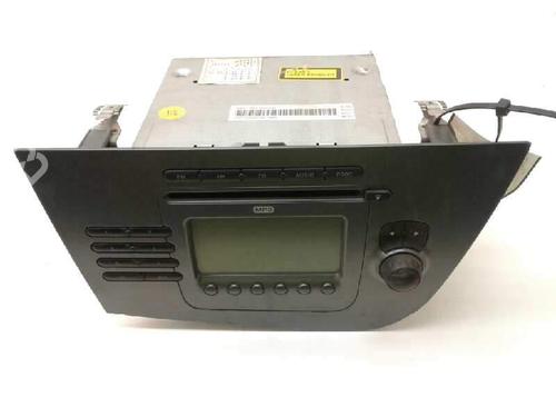 radio-seat-leon-1p1-w01p1035186-7645676366-se360lhd-2005-2006-2007-2008-2009-2010-2011-2012-2013-8872364 main image