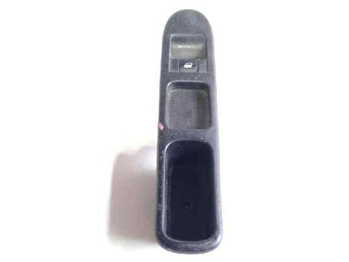 Used Right front window switch Right front window switch PEUGEOT 307 (3A/C) 2.0 HDi 135 (136 hp) 7029119 7029119