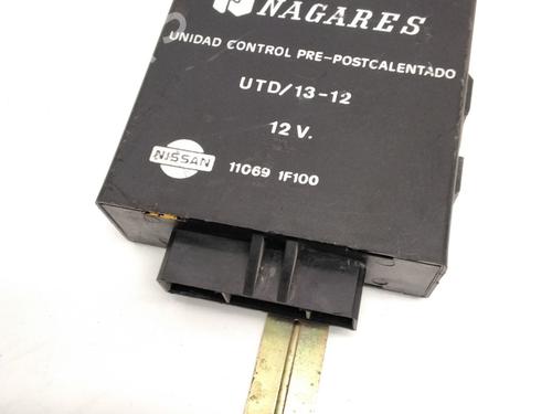 Used Electronic module NISSAN TERRANO II (R20) 2.7 TD 4WD (101 hp) 17648357