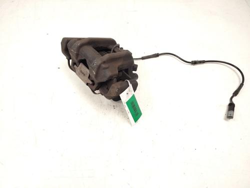 Used Right front brake caliper BMW 3 Touring (F31) 318 d (143 hp) 22720397