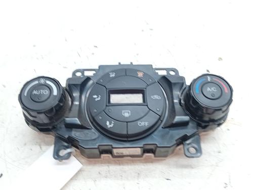 Used Climate control FORD FIESTA VI (CB1, CCN) 1.4 TDCi (68 hp) 26182635