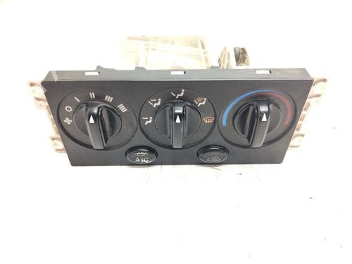 Used Climate control KIA SEPHIA Saloon (FA) [1992-2001]  15876628