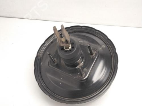 Used Servo brake NISSAN PICK UP (D22) 2.4 i 4WD (133 hp) 29511651