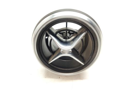 Used Air vent MERCEDES-BENZ A-CLASS (W176) A 200 CDI / d (176.008) (136 hp) 18641853