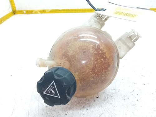 Used Expansion tank PEUGEOT 208 I (CA_, CC_) [2012-2021]  24738716