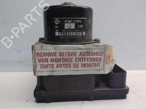 Used Control unit NISSAN PATHFINDER II (R50) 3.3 V6 4WD (170 hp) 25224846