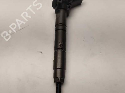 Used Injector MERCEDES-BENZ CLS (C219) CLS 320 CDI (219.322) (224 hp) 15878421