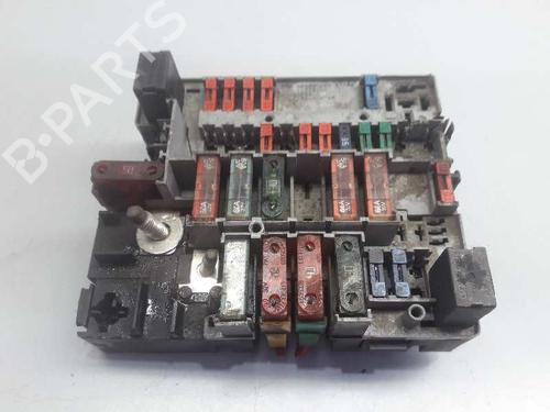 Used Fuse box PEUGEOT 406 (8B) [1995-2005]  10976725