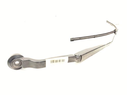 Used Front windshield wiper arm FORD KUGA II (DM2) 2.0 TDCi (120 hp) 30832945