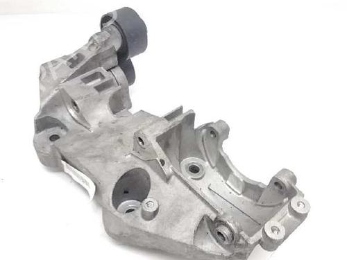 Used Engine mount RENAULT TRAFIC II Van (FL) [2001-2025]  13543325