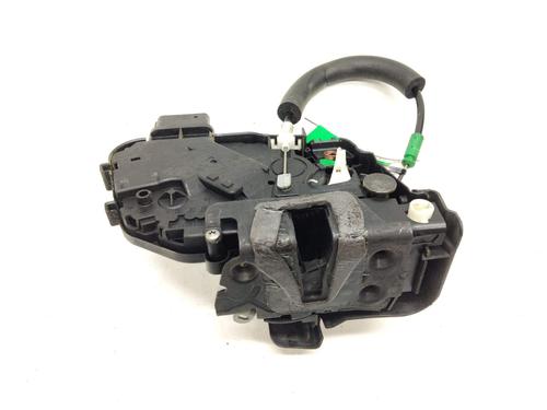 Used Rear right lock Rear right lock 18865596 18865596