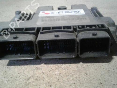 Engine control unit (ECU) OPEL VIVARO A Van (X83)  | BP245483M57 