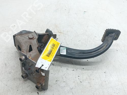 Used Break pedal KIA SPORTAGE III (SL) 1.7 CRDi (116 hp) 25727750