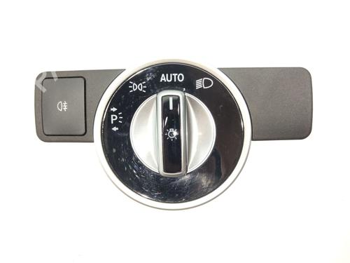 Used Headlight switch MERCEDES-BENZ M-CLASS (W166) ML 250 CDI / BlueTEC 4-matic (166.004, 166.003) (204 hp) 18106327