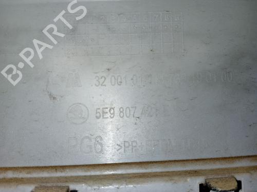 Rear bumper SKODA OCTAVIA III (5E3, NL3, NR3) 2.0 TDI RS | BP25229057C8 