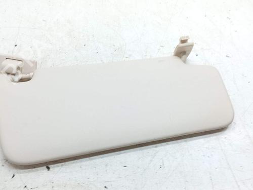 Used Left sun visor Left sun visor 26434048 26434048