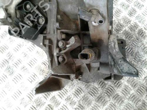 Boîte de vitesses RENAULT CLIO II (BB_, CB_)  | BP15651573M3 