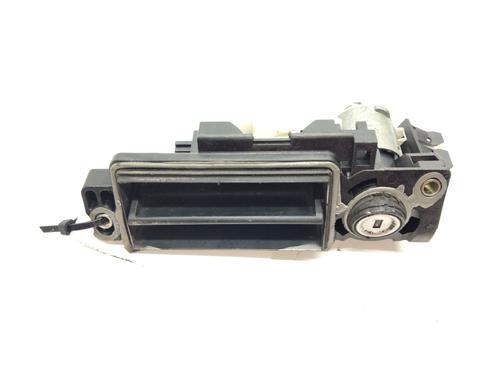 Used Tailgate handle MERCEDES-BENZ C-CLASS (W203) C 180 Kompressor (203.046) (143 hp) 17570408