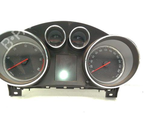 Used Instrument cluster Instrument cluster OPEL INSIGNIA A Sports Tourer (G09) 2.0 CDTI (35) (160 hp) 39746530 39746530